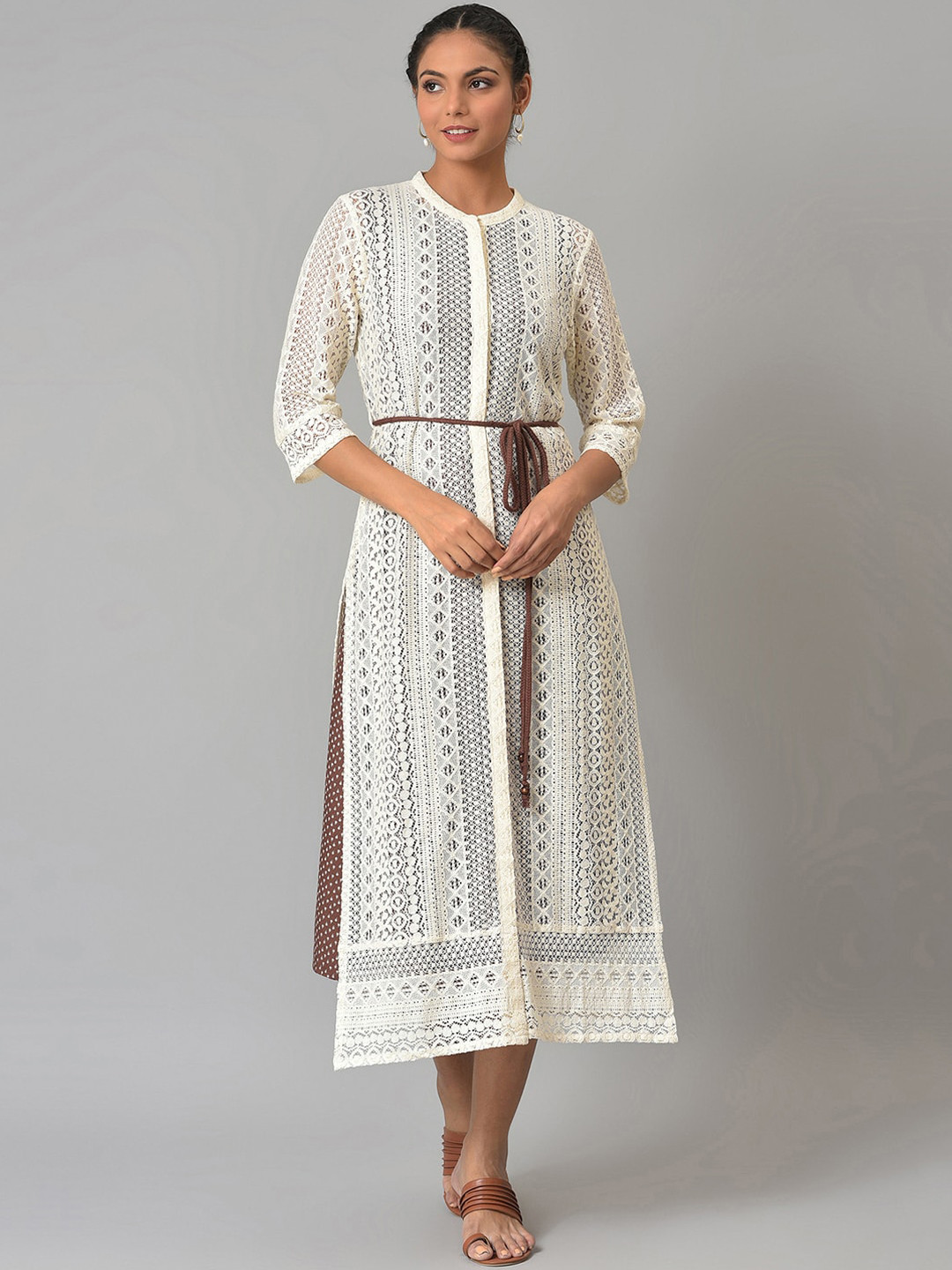 

W Women Geometric Printed Cotton Kurta, Brown