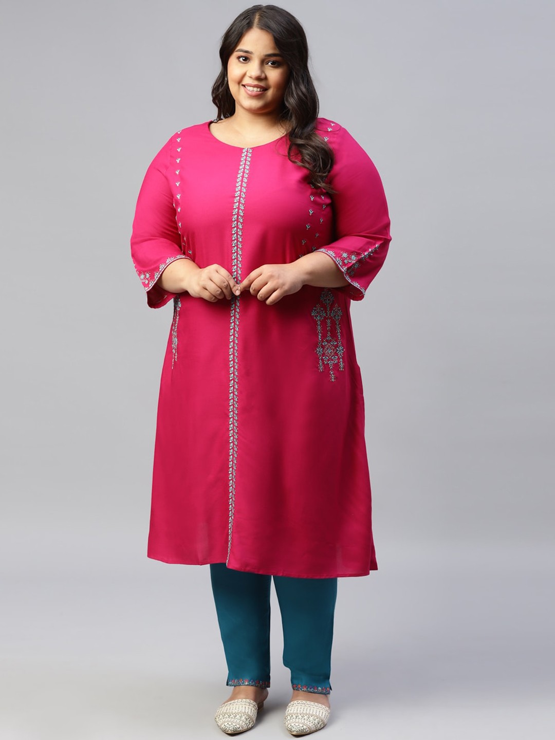 

W Women Pink Ethnic Motifs Embroidered Thread Work Kurta