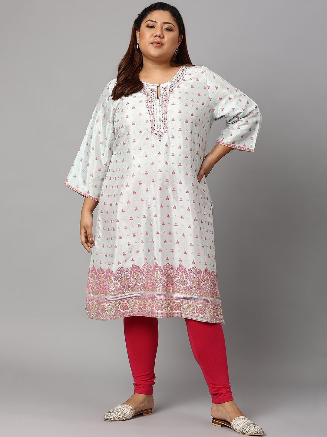 W Women White Ethnic Motifs Embrodered Kurta