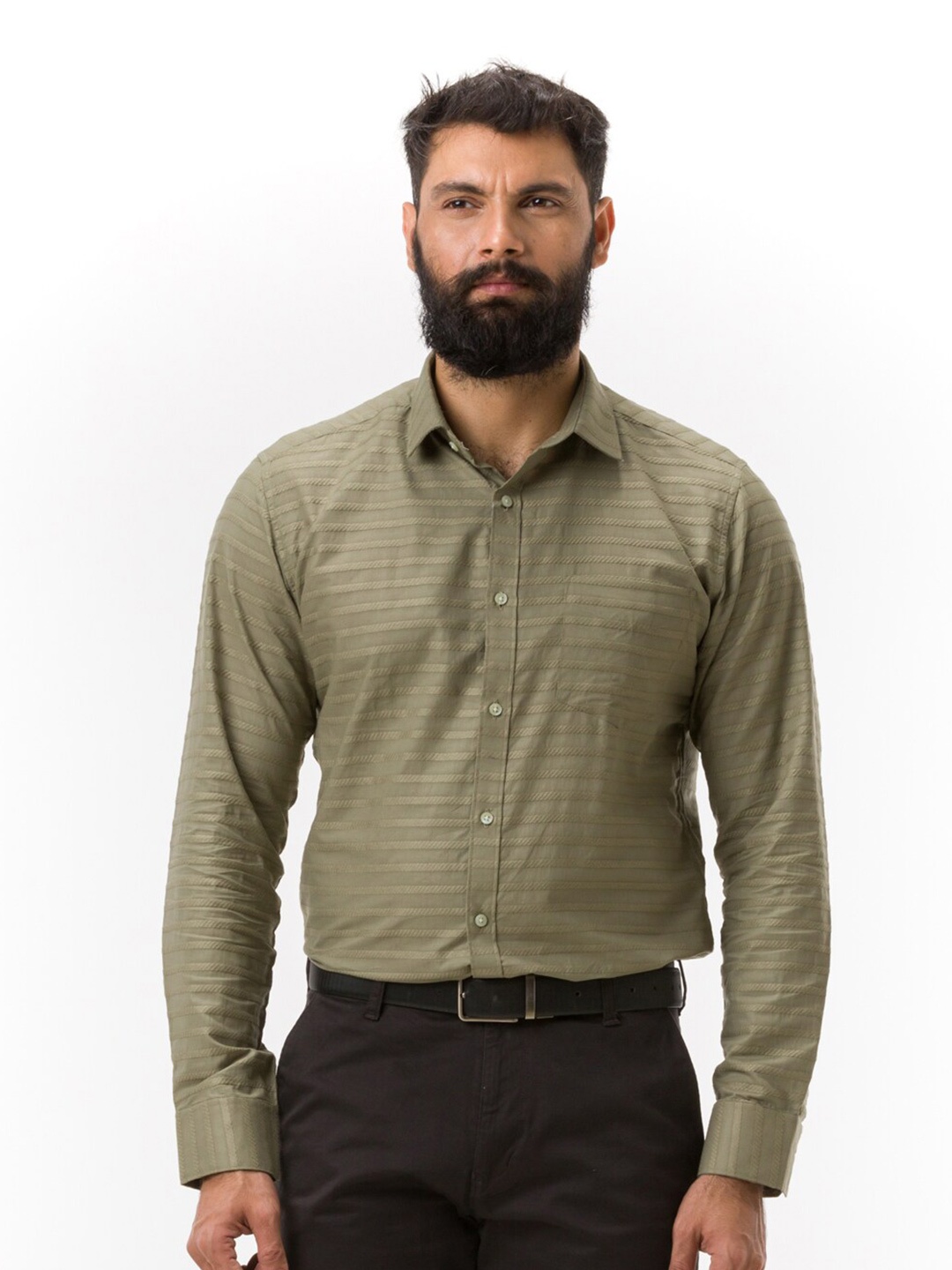

Hoffmen Men Silver-Toned Comfort Slim Fit Horizontal Striped Formal Shirt