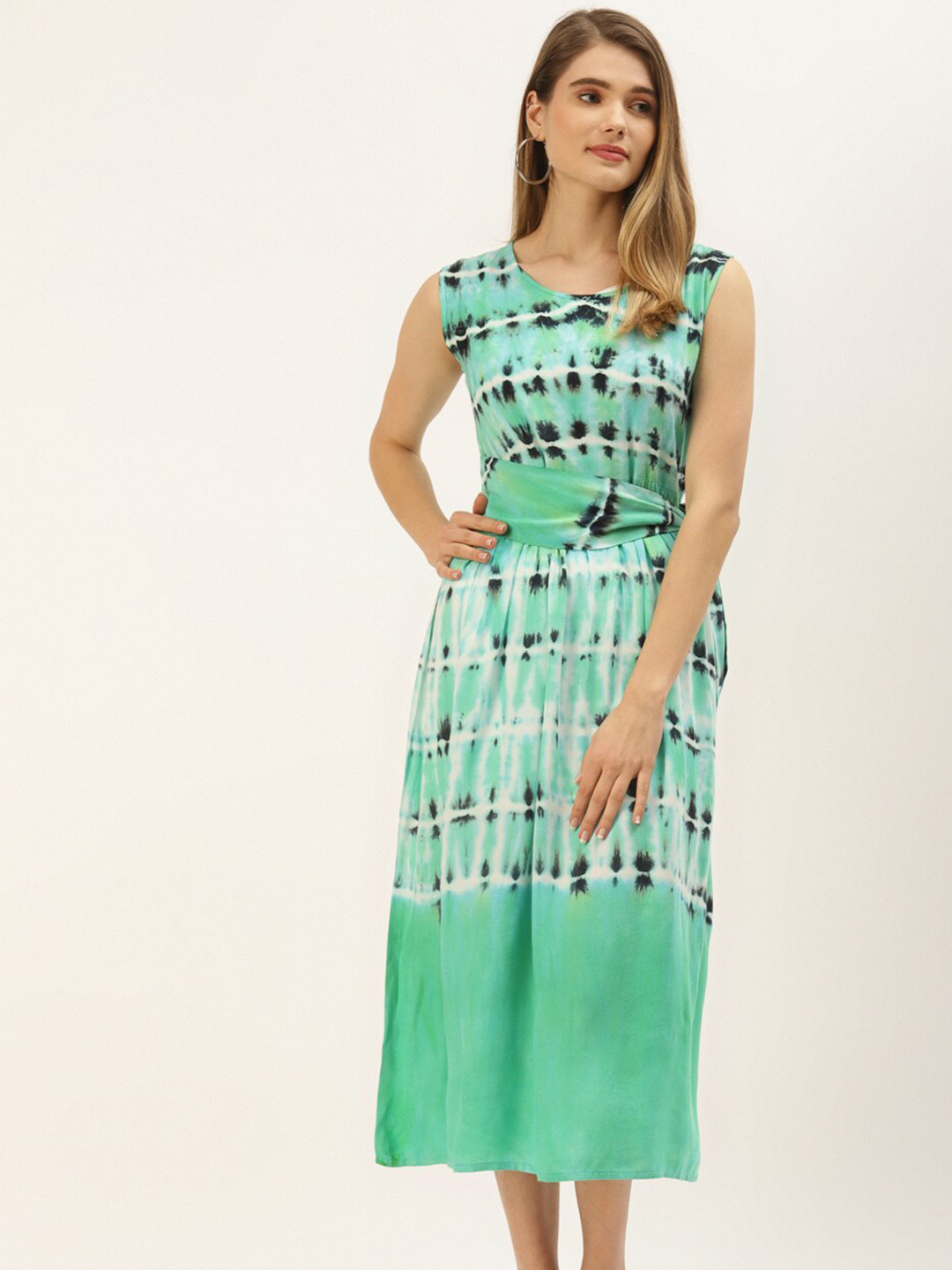 

Maaesa Women Green & White A-Line Hand Dyed Midi Dress