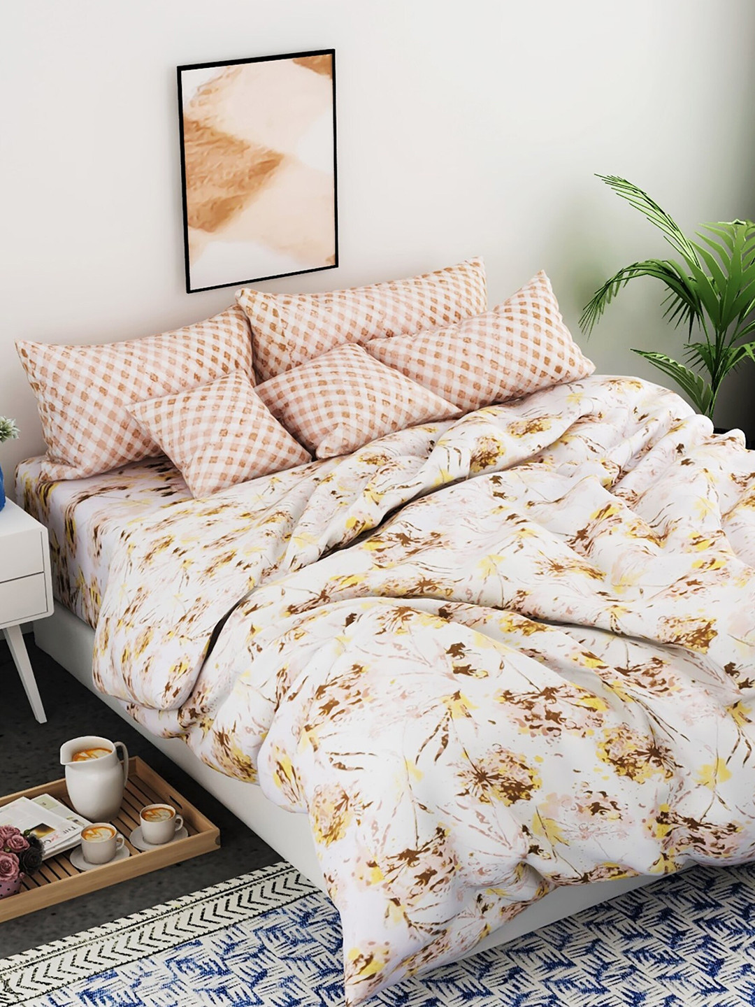 

Salona Bichona Peach-Coloured & Yellow Floral 104 TC Queen Bedsheet with 2 Pillow Covers