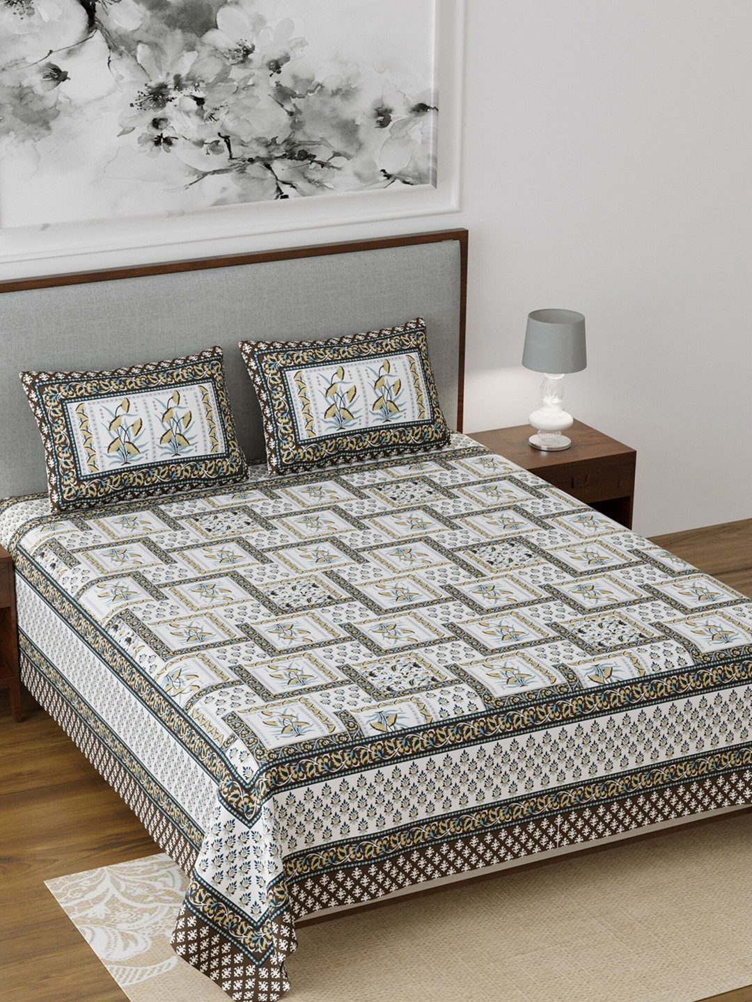 

Salona Bichona Grey & White Floral Printed 120 TC King Bedsheet with 2 Pillow Covers