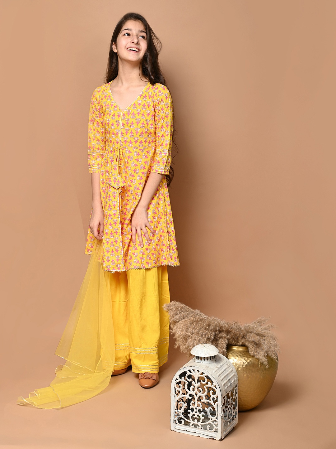 

LilPicks Girls Yellow Printed Pure Cotton Kurta with Sharara & Dupatta