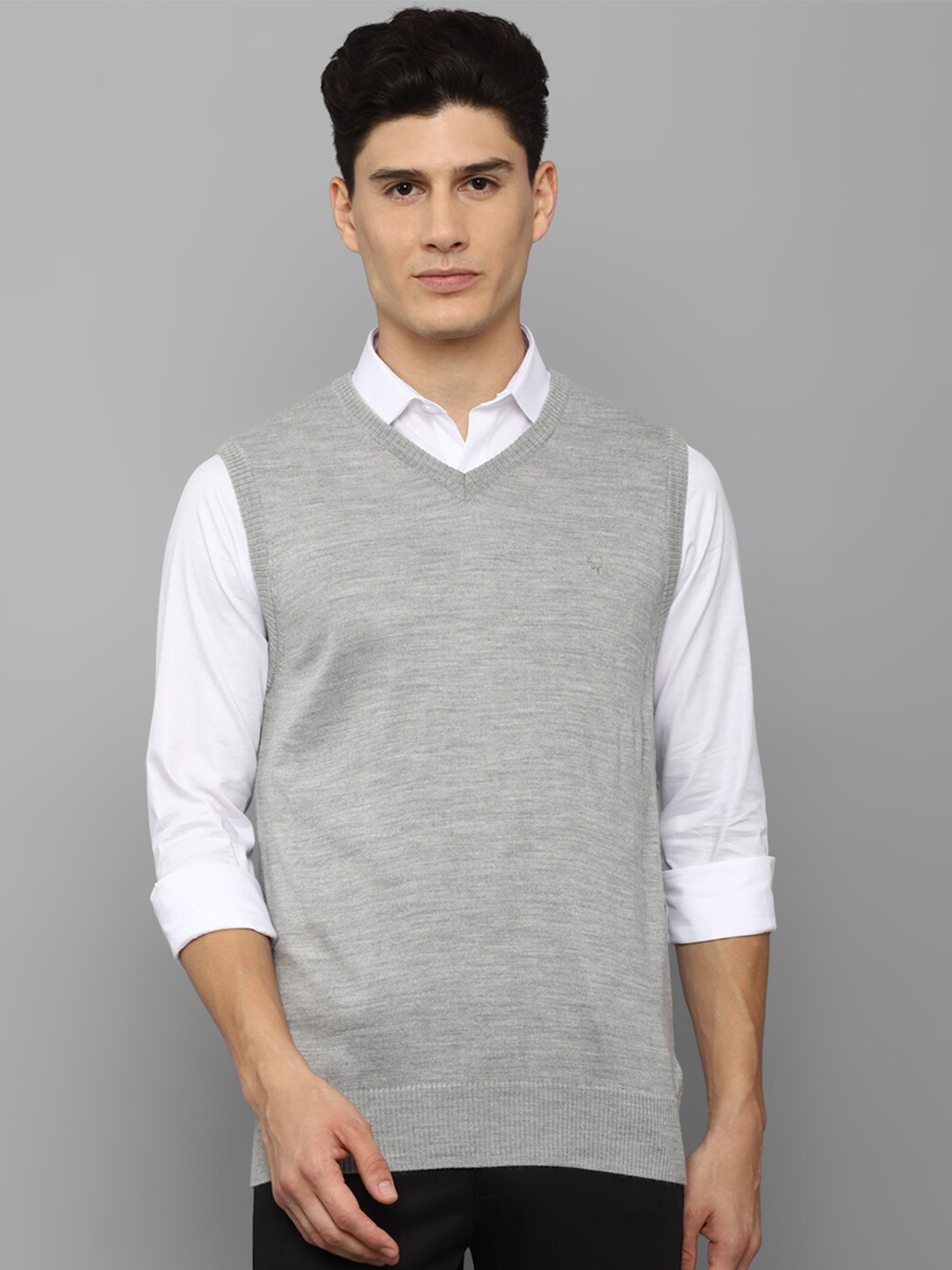 

Allen Solly Men Grey Solid Ribbed V-Neck Sleeveless Sweater Vest