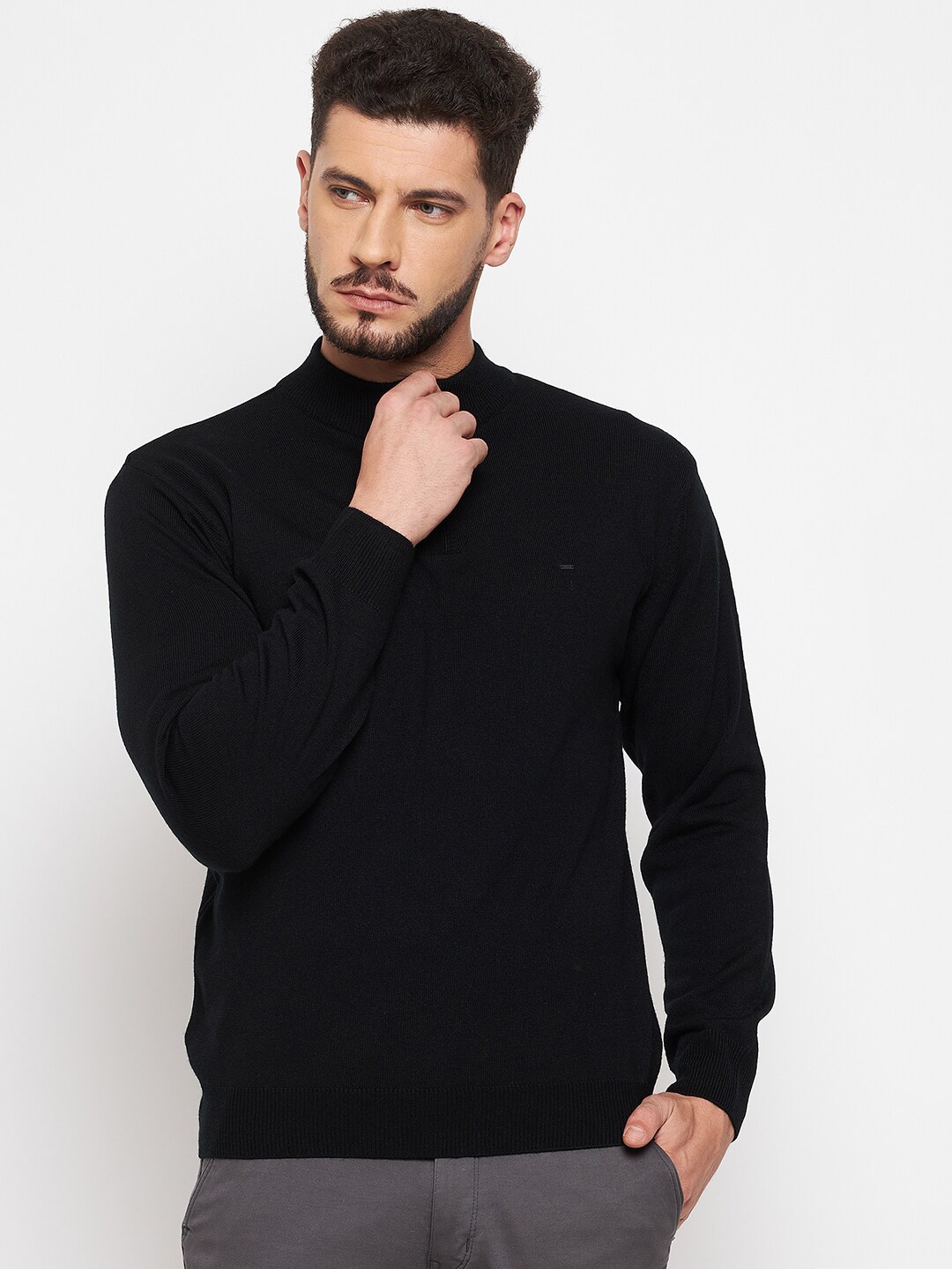 

Okane Men Black Solid Pullover