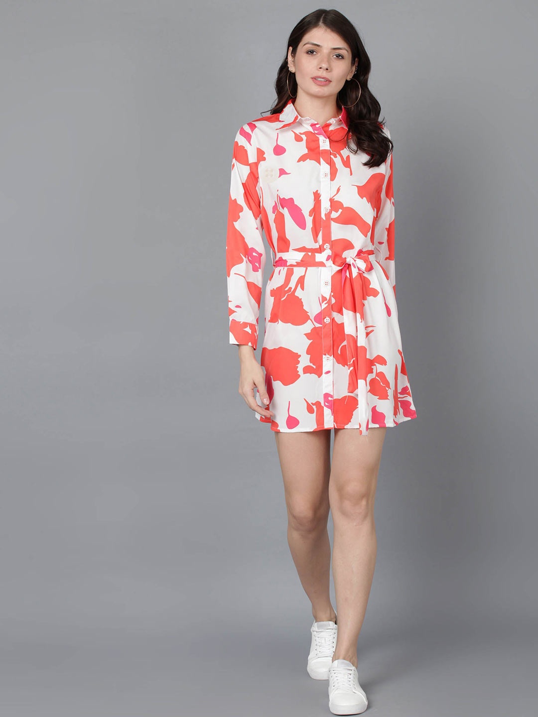

Fashfun Women White & Red Printed Crepe Shirt Dress