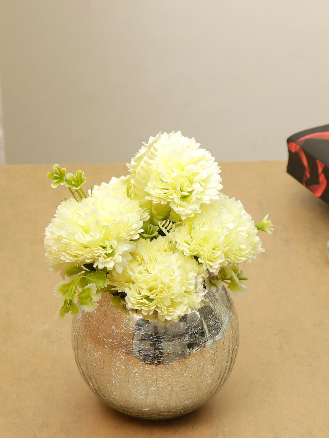 

BS AMOR Off White Dahlia Artificial Flowers With Glass Vase