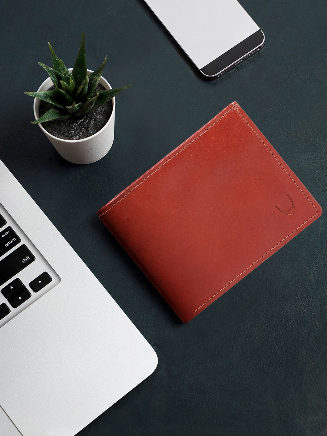 

Hidesign Men Tan Solid Leather Two Fold Wallet
