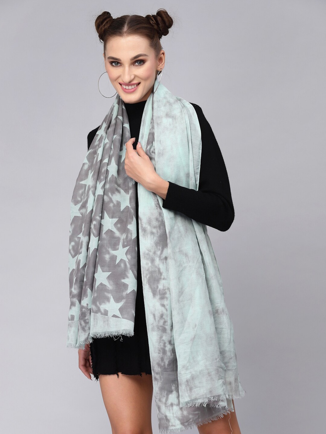 

J Style Women Green & Grey Printed Stole