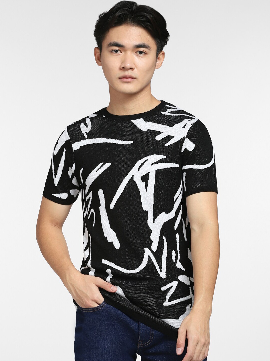 

Jack & Jones Men Black & White Printed T-shirt