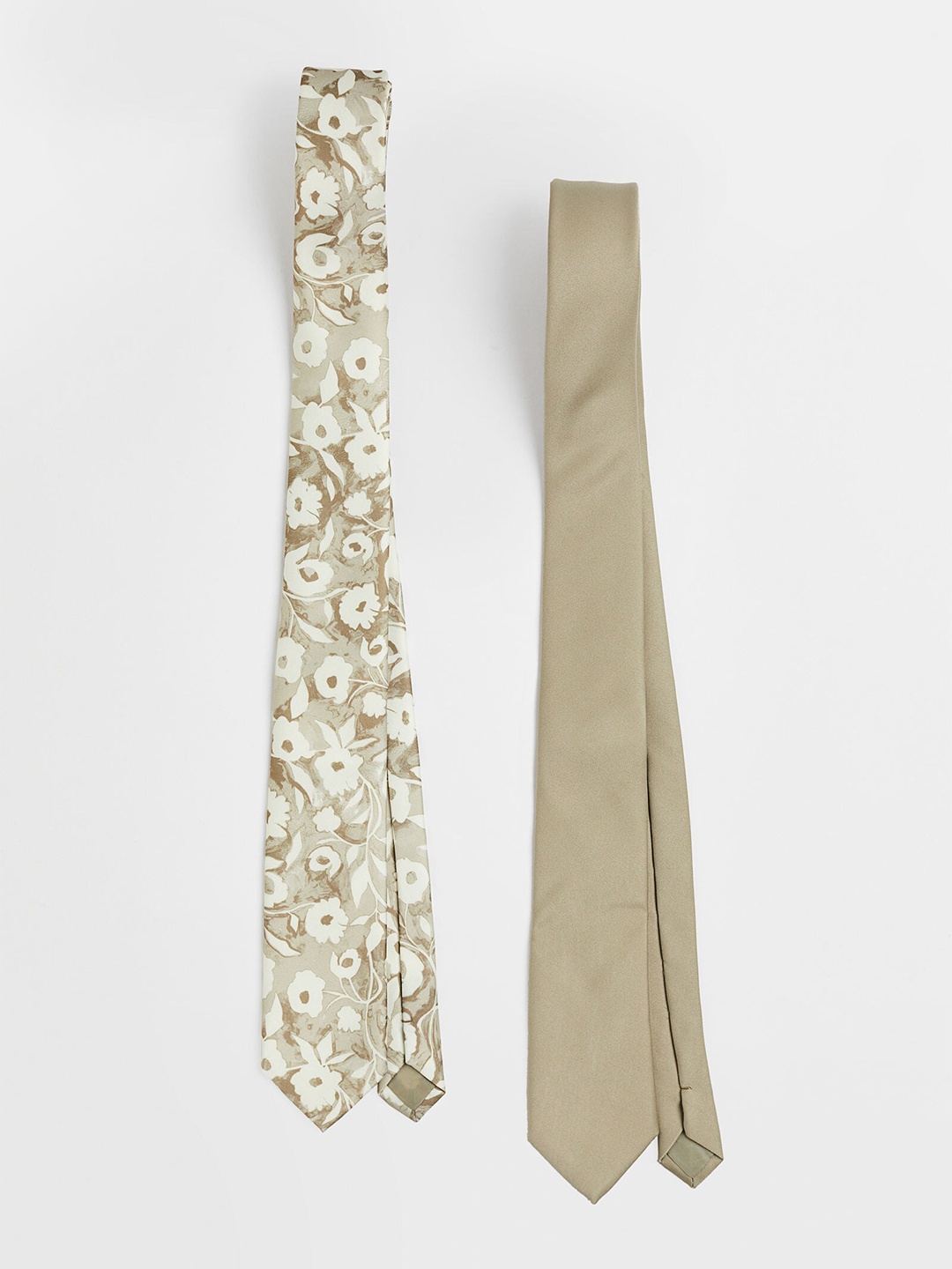 

H&M Men Beige Set Of 2 Satin Ties