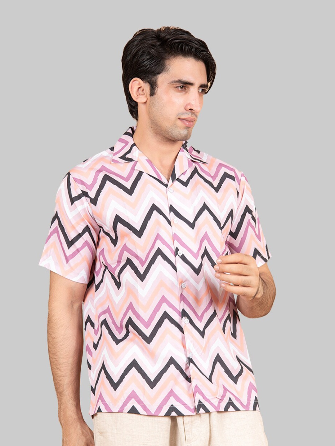 

Tistabene Men Pink Premium Chevron Printed Casual Shirt