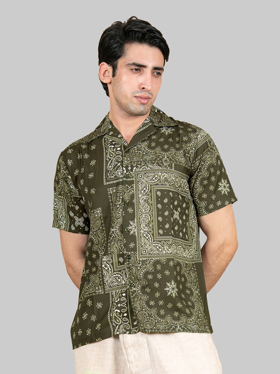 

Tistabene Men Green Premium Floral Printed Casual Cotton Shirt