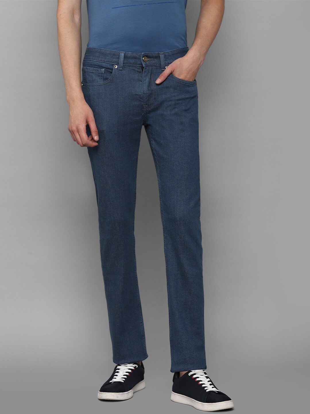 

Louis Philippe Jeans Men Navy Blue Slim Fit Jeans