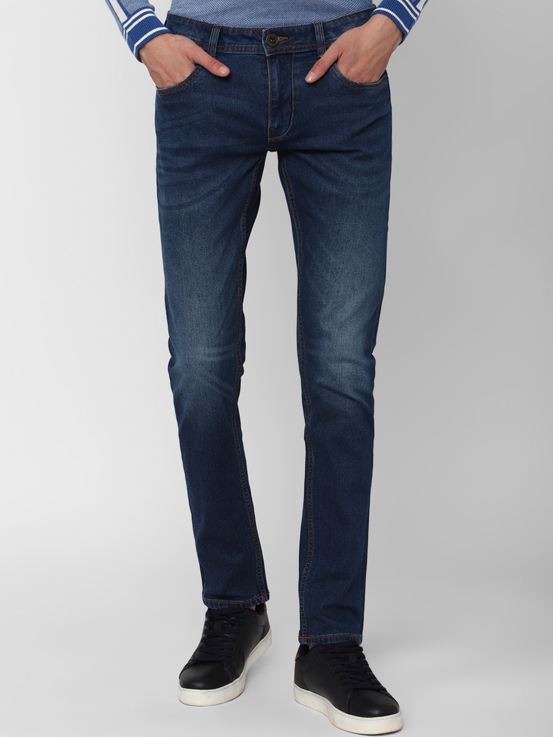 

Peter England Casuals Men Navy Blue Slim Fit Light Fade Jeans