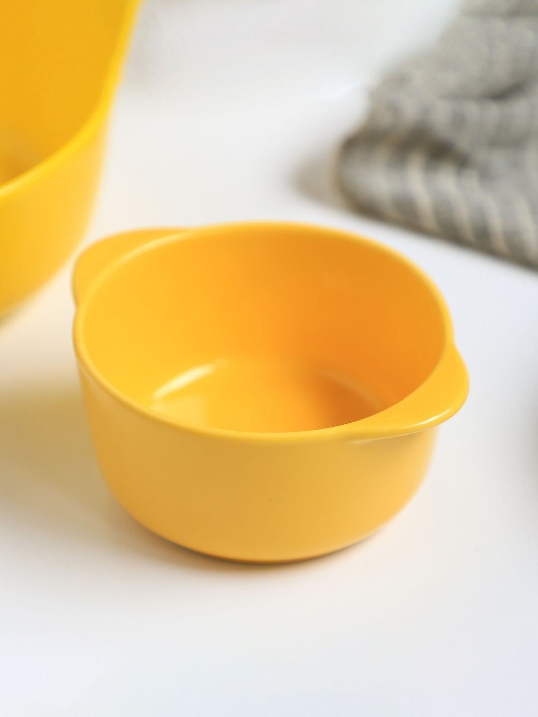 

Nestasia Yellow Solid Baking Dish