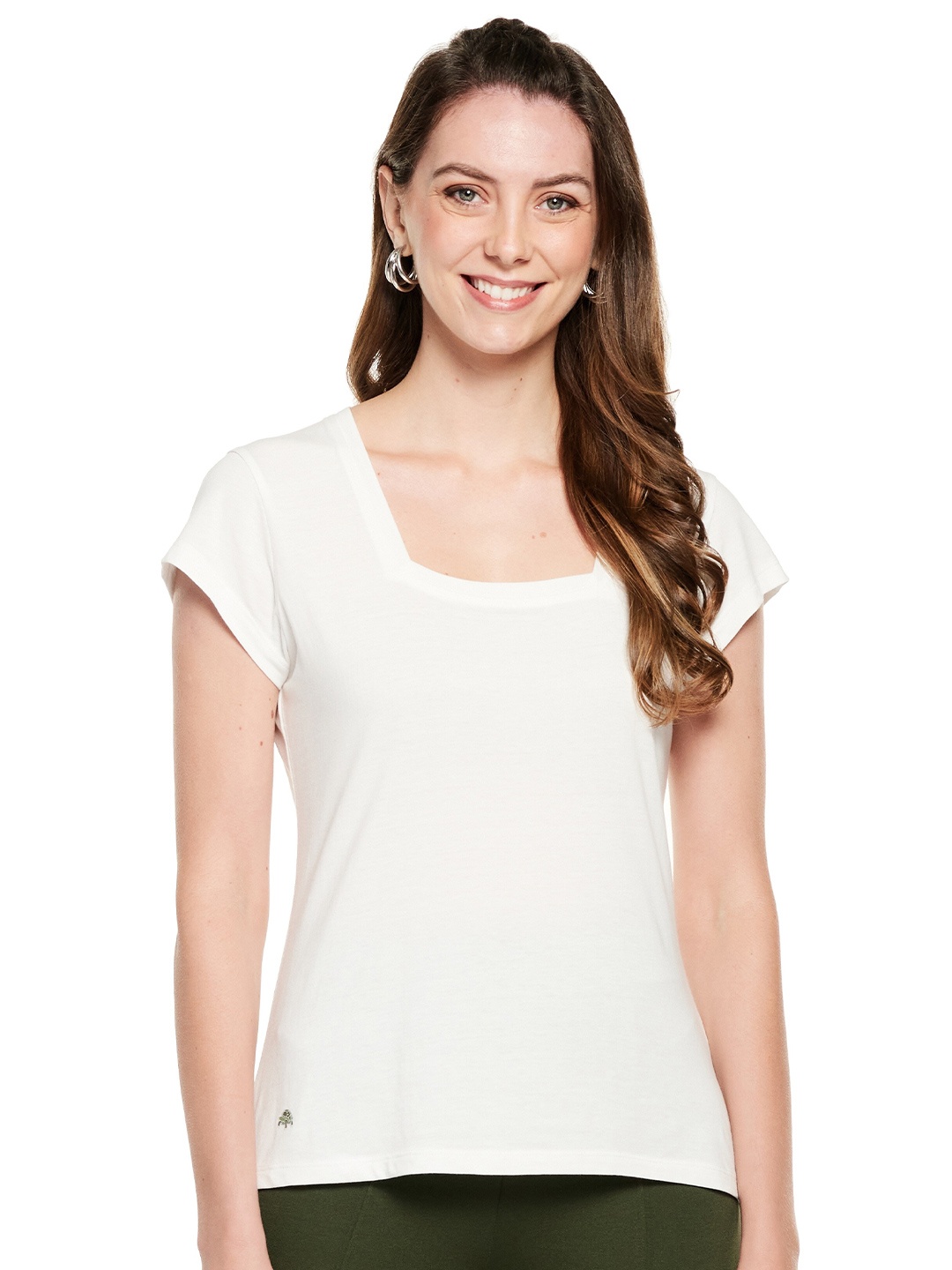 

UNMADE Woman Off white Square Neck Cotton Short Sleeves Top