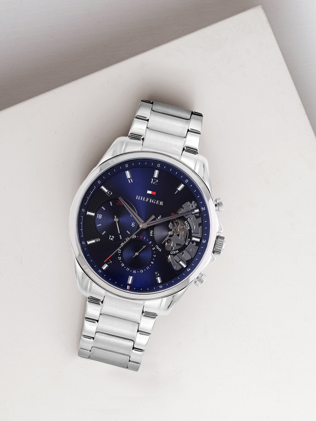 

Tommy Hilfiger Men Blue Analogue Watch TH1710448W