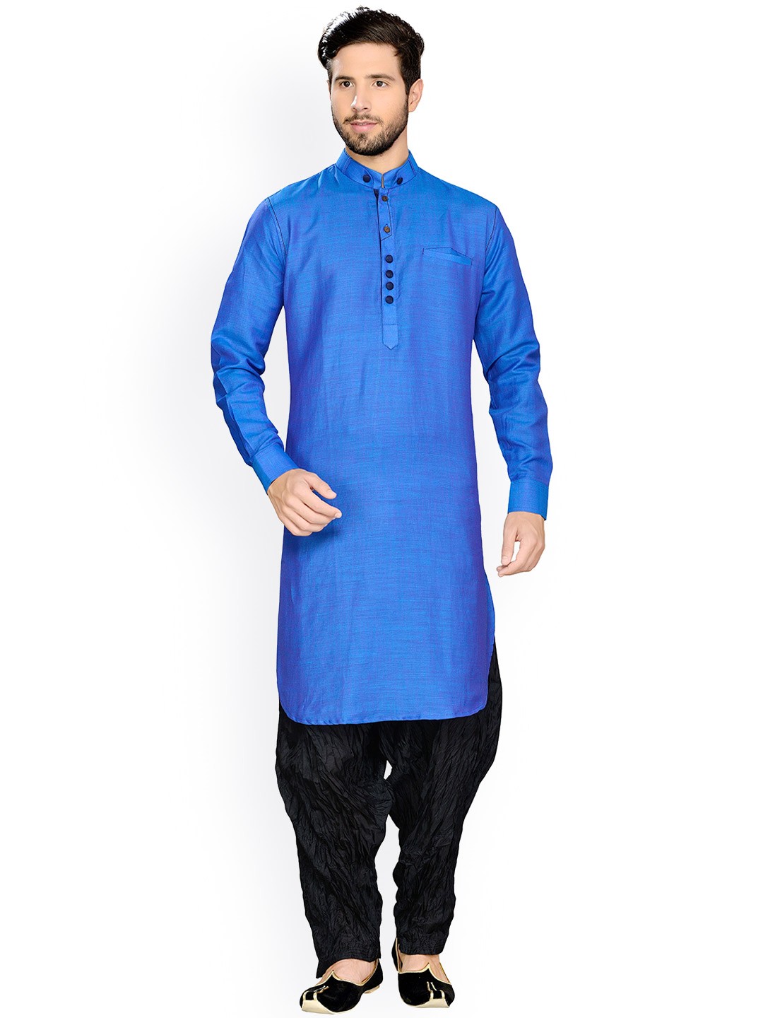 

Manyavar Men Blue Solid Straight Kurta