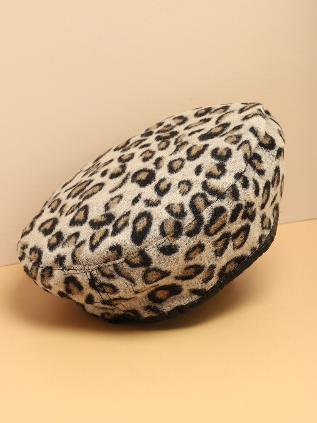 

HAUTE SAUCE by Campus Sutra Women Beige Printed Beret Cap