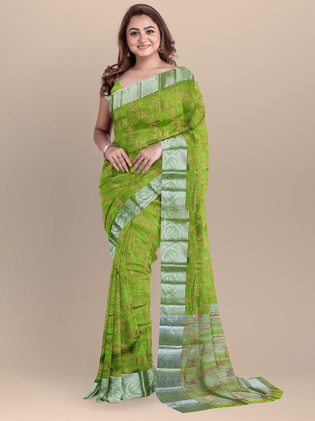 

The Chennai Silks Green & Gold-Toned Woven Design Zari Jute Cotton Saree