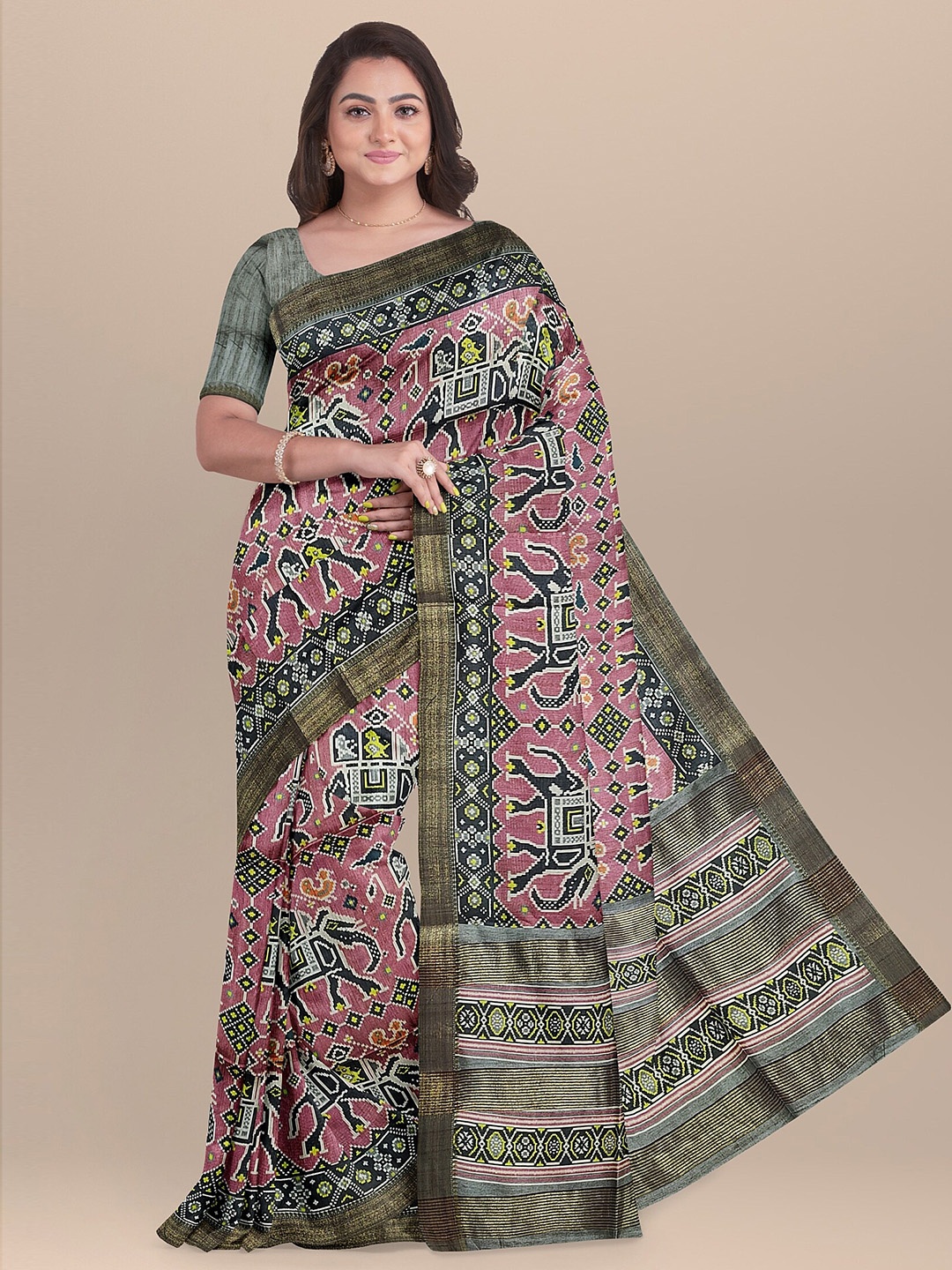 

The Chennai Silks Burgundy & Pink Zari Jute Cotton Fusion Saree