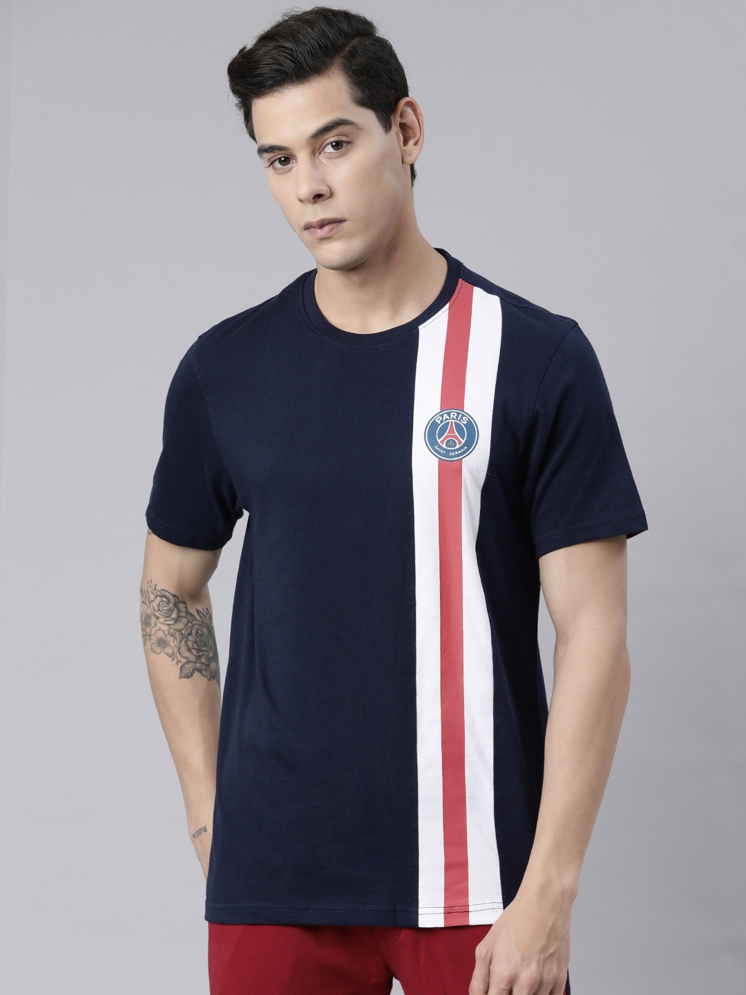 

PSG Men Navy Blue Paris Saint-Germain Striped T-shirt