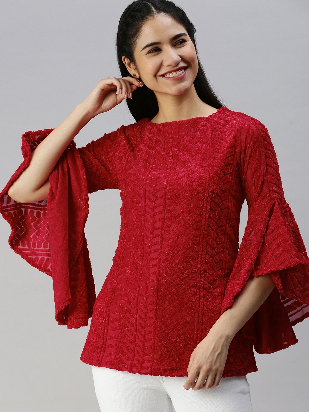 

Emmyrobe Women Red Self-Design Geometric Top