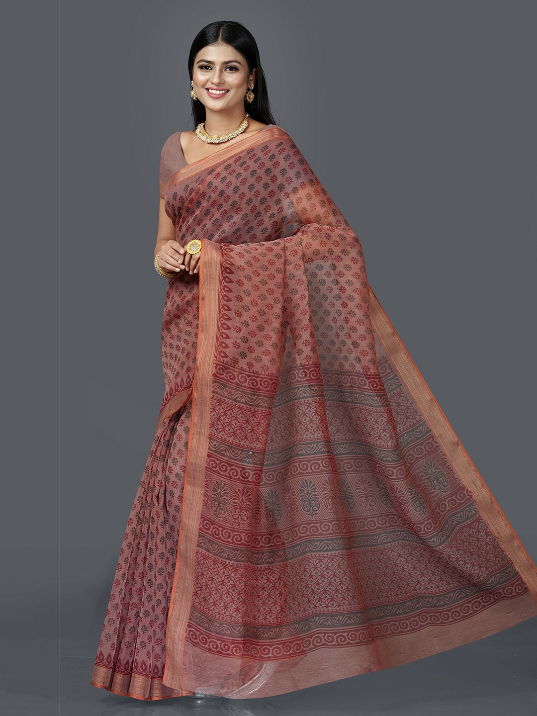 

SHANVIKA Pink & Grey Ethnic Motifs Block Print Saree