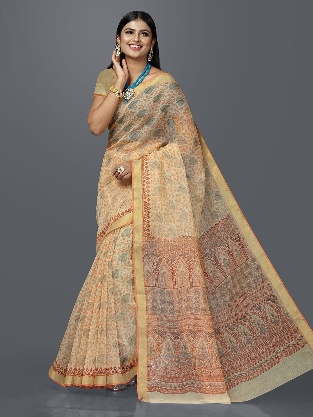 

SHANVIKA Women Beige & Orange Floral Block Print Saree With Blouse Piece