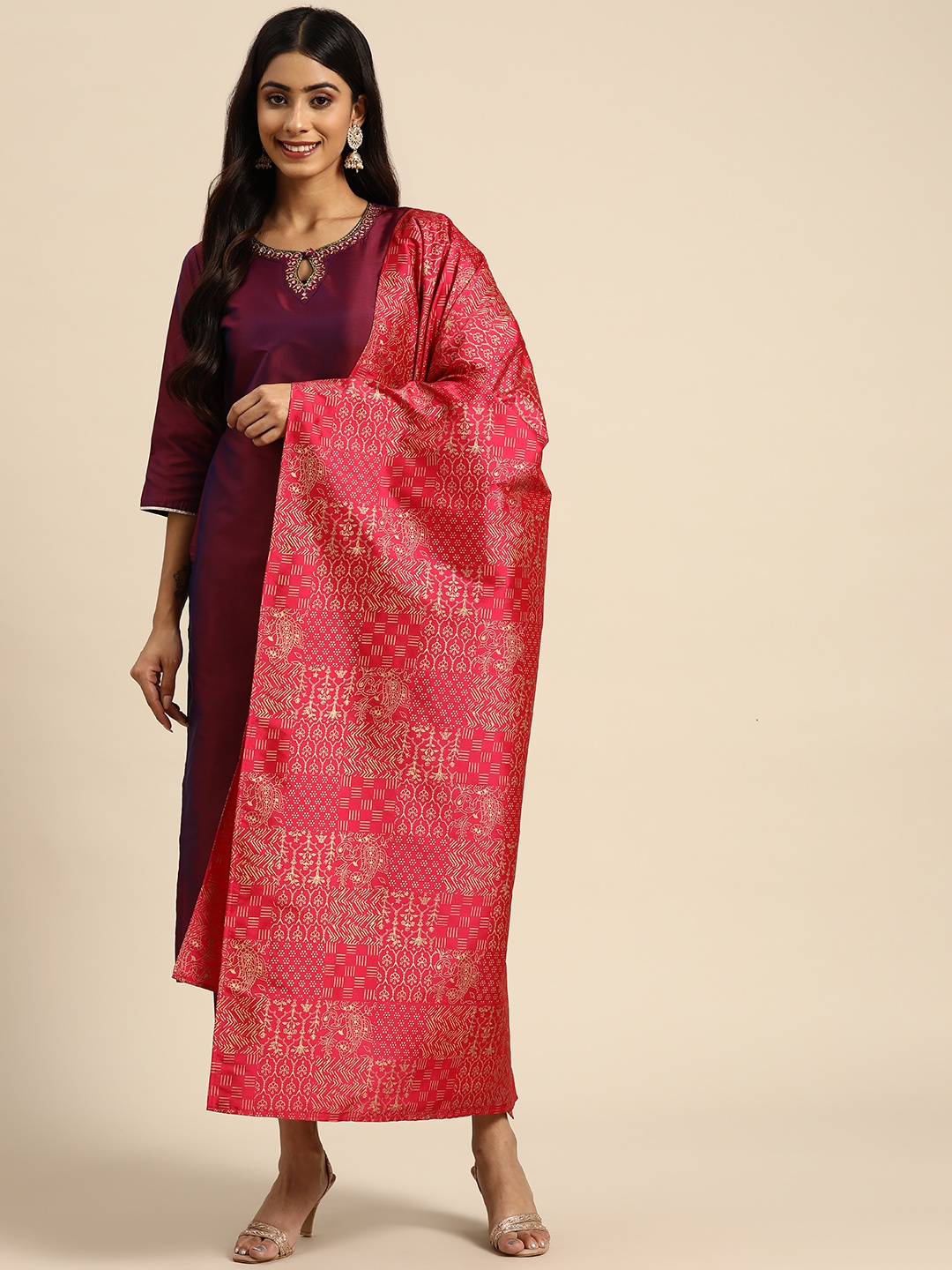 

Gerua By Libas, Burgundy
