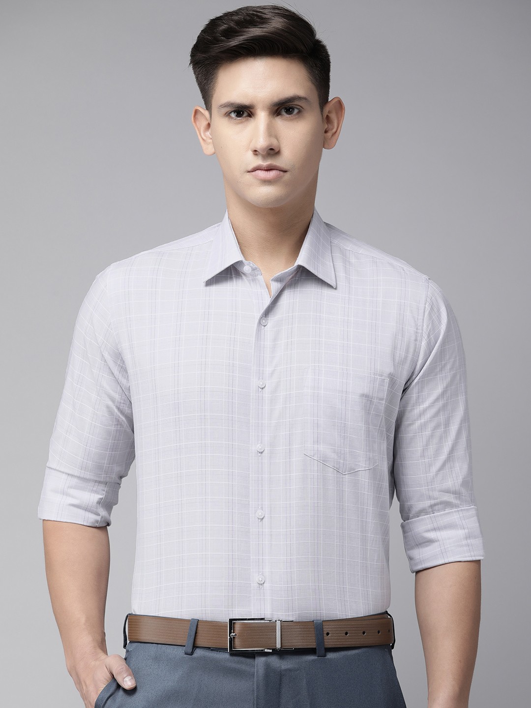 

Van Heusen Men Slim Fit Tartan Checks Pure Cotton Formal Shirt, Grey