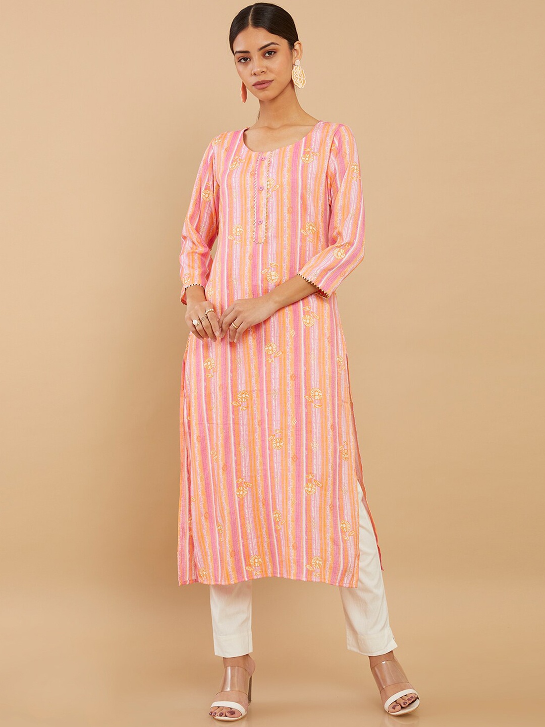 

Soch Women Pink Printed Gotta Patti High Slit Kurta