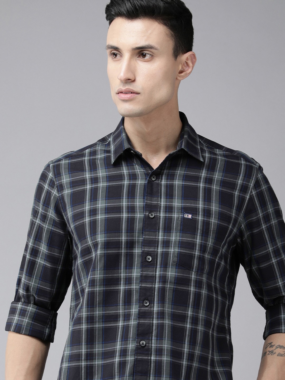 

Arrow Sport Men Charcoal Grey Slim Fit Checked Pure Cotton Casual Shirt