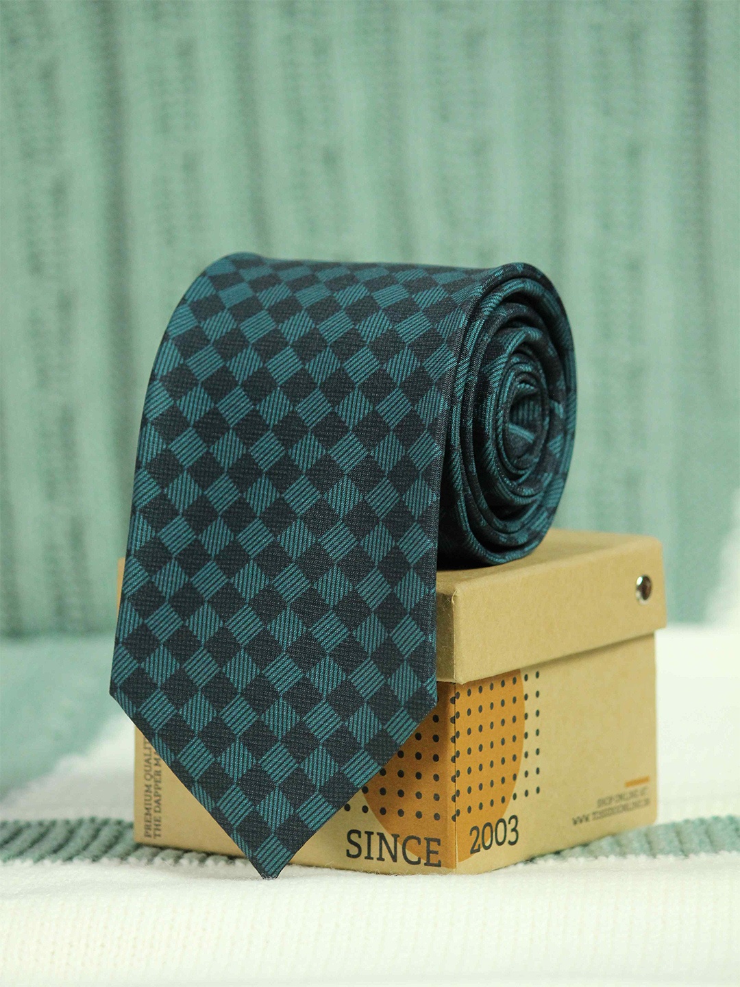 

Tossido Men Blue & Black Printed Broad Tie