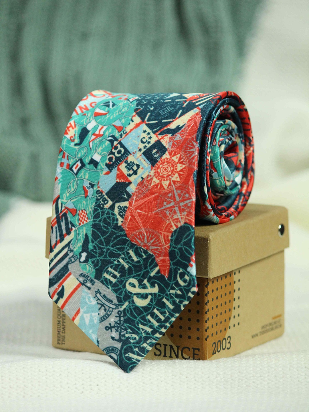 

Tossido Men Green & Red Printed Broad Tie