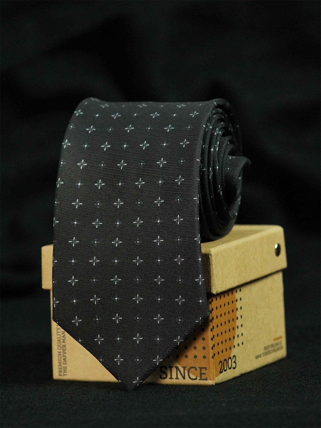 

Tossido Men Black & White Printed Broad Tie