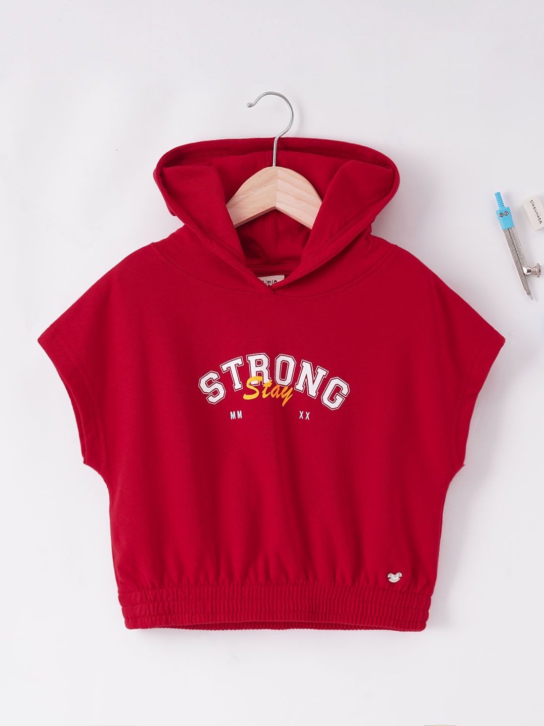 Ed-a-Mamma Girls Red Typography Printed Extended Sleeves T-shirt