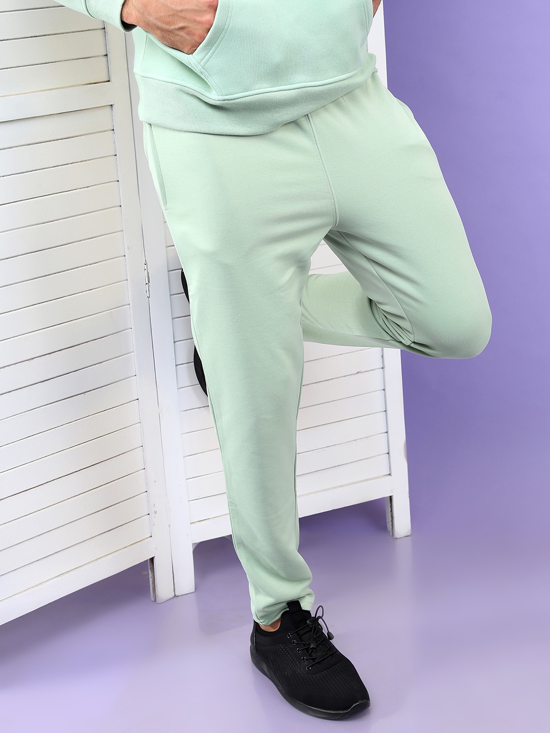 HIGHLANDER Men Green Solid Track Pants