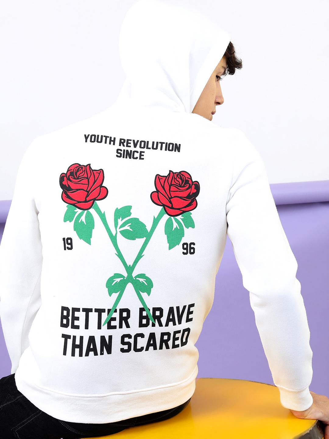 

HIGHLANDER Men White Printed Hooded Sweatshirt
