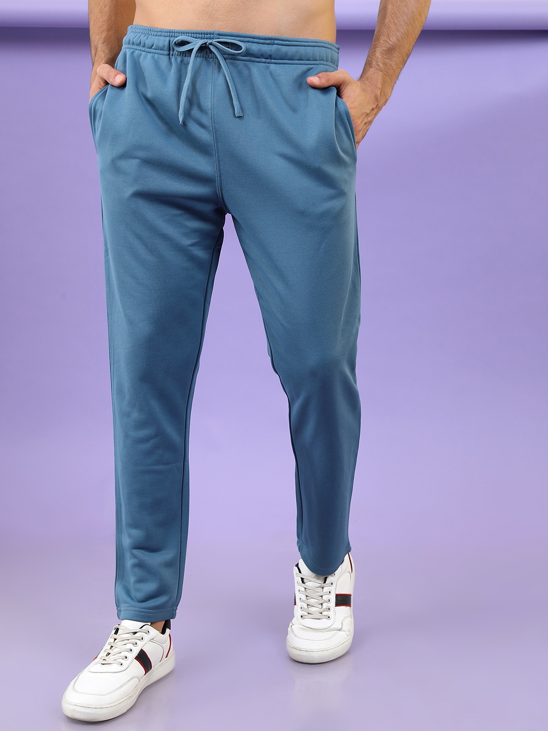 

HIGHLANDER Men Blue Solid Mid-Rise Track Pant