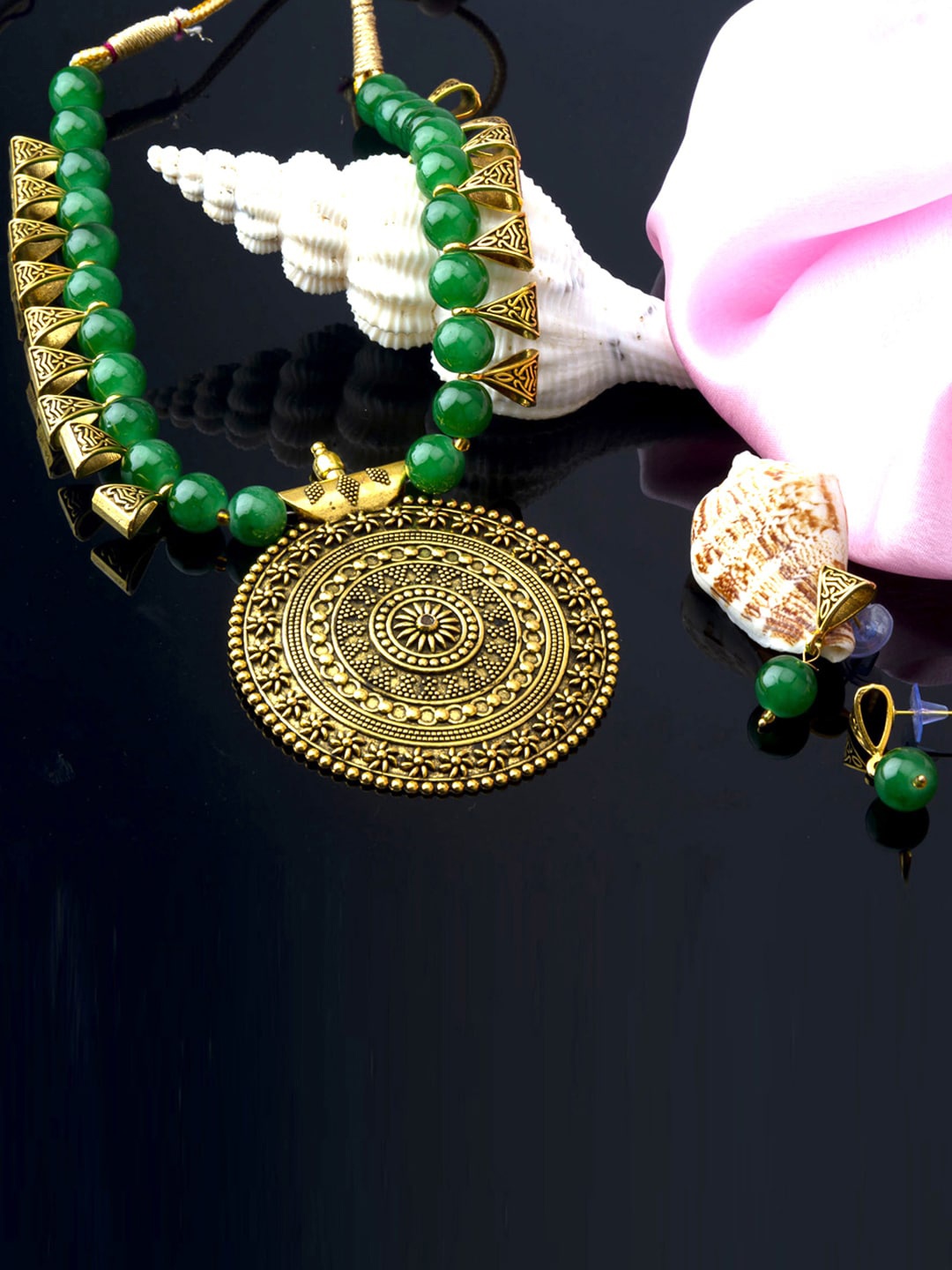 

Jewels Galaxy Gold-Plated Green Stone-Studded & Pearl Beaded Jewellery Set