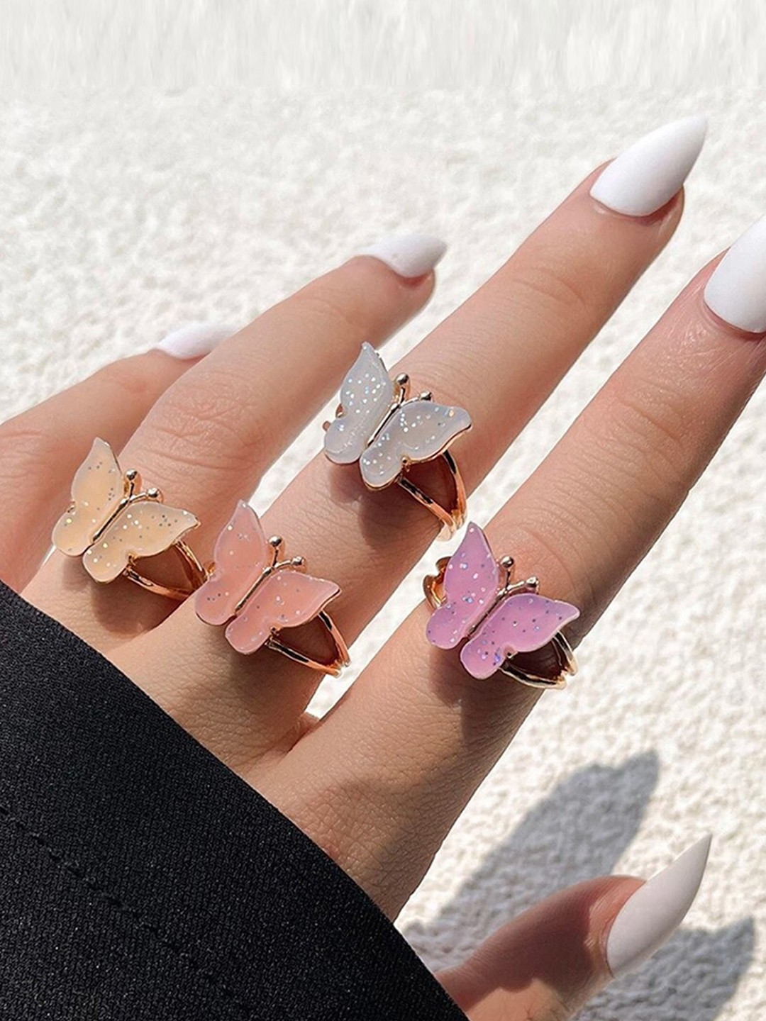

Jewels Galaxy Set Of 4 Gold-Plated Enamelled & Butterfly-Charm Finger Ring