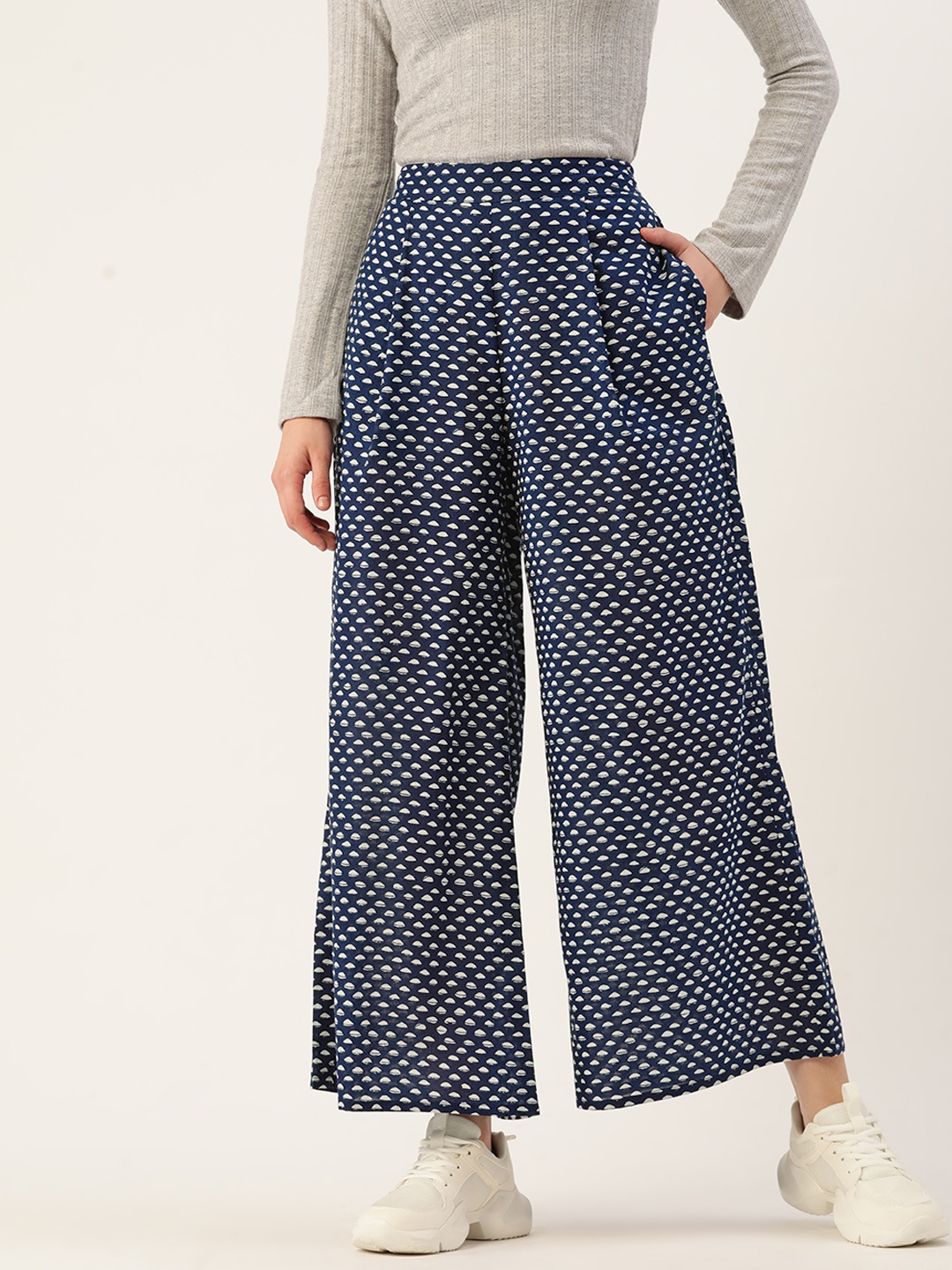 

DressBerry Women Navy Blue & White Printed Wide Leg Pure Cotton Palazzos