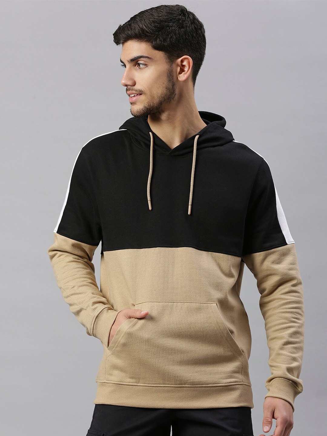 

Hubberholme Men Khaki Colourblocked Hooded Sweatshirt