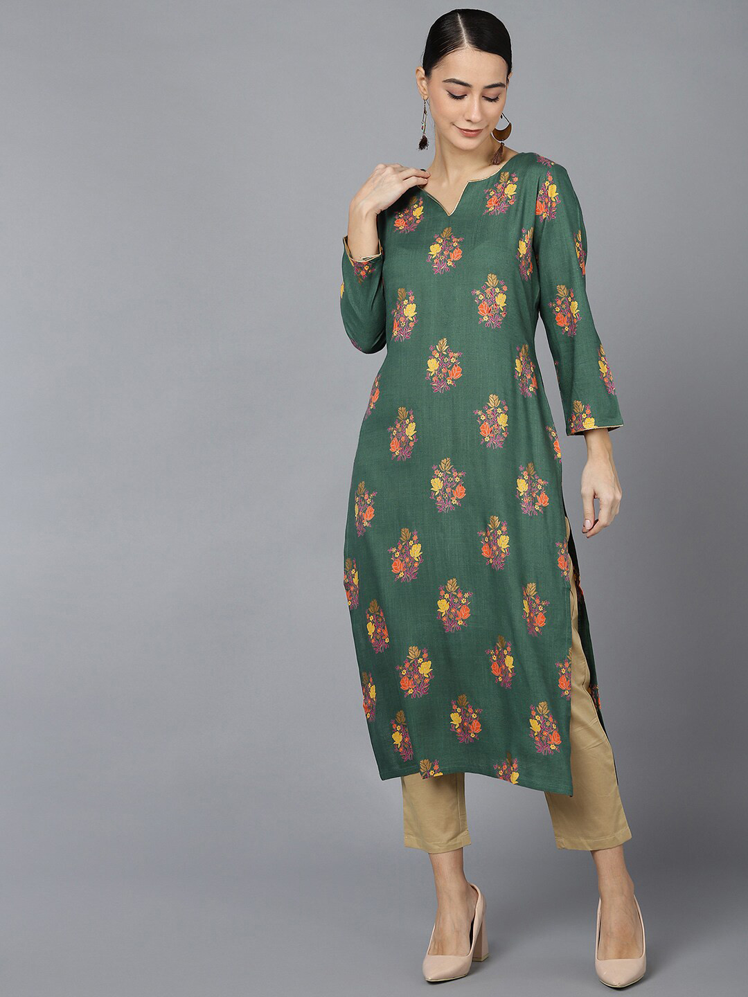 

AHIKA Women Green & Yellow Floral Printed Pure Cotton Kurta
