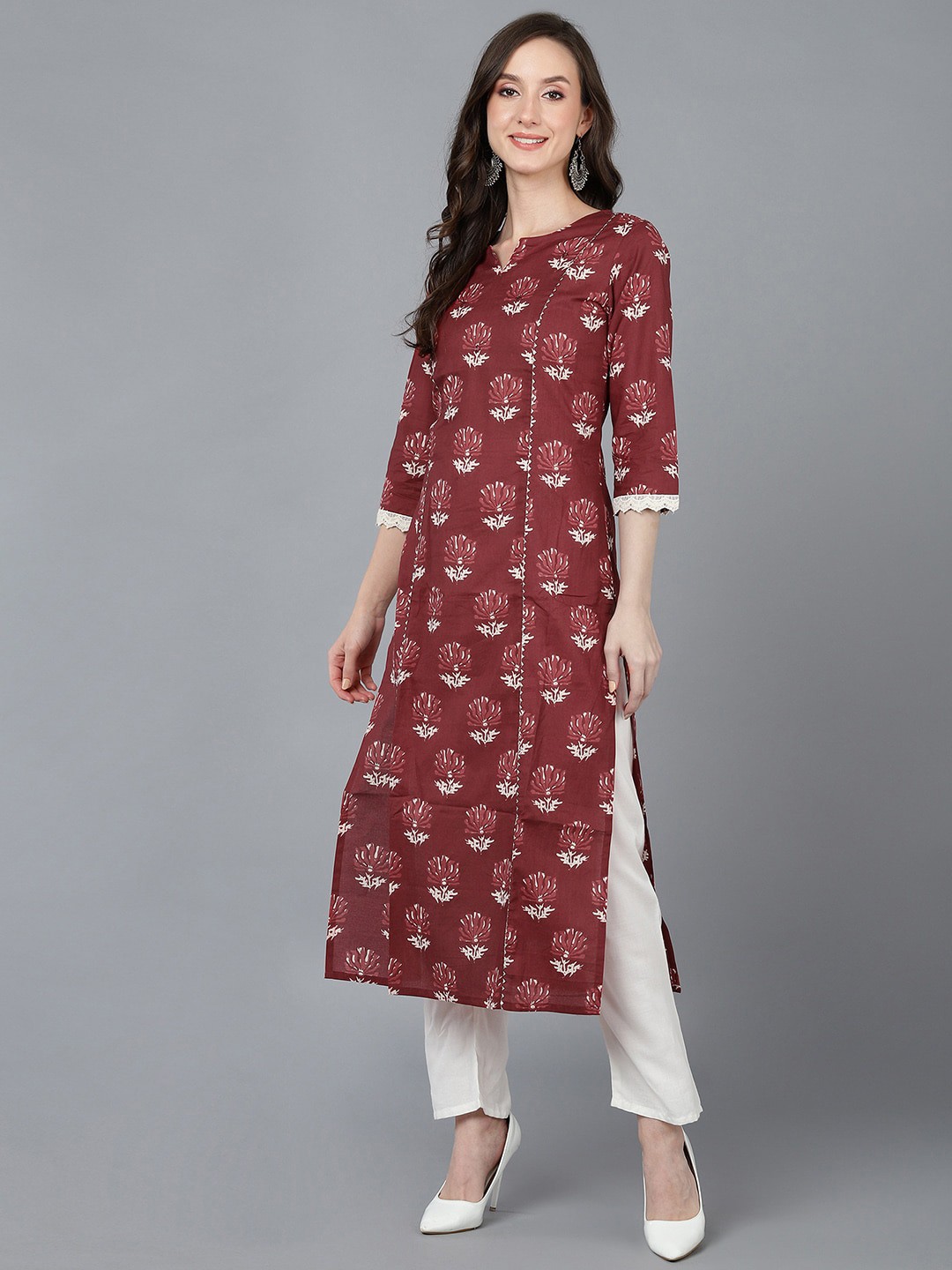 

AHIKA Women Red Cotton Floral Printed Kurta