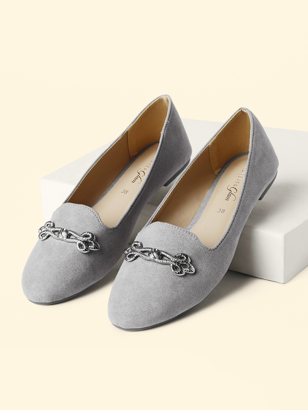 

Forever Glam by Pantaloons Women Grey Leather Loafers