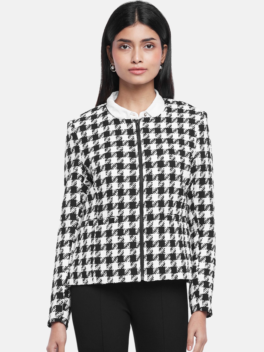 

Annabelle by Pantaloons Women Black Geometric Checked Tailored Jacket